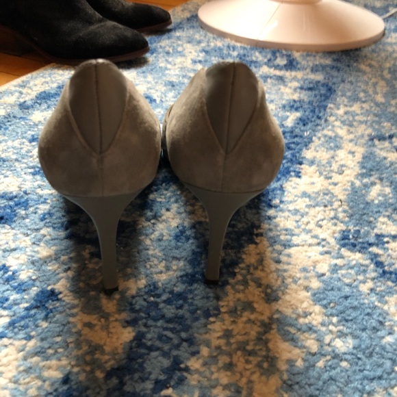 Sam Edelman Grey Suede Heels - Size 6.5 - Picture 3 of 8